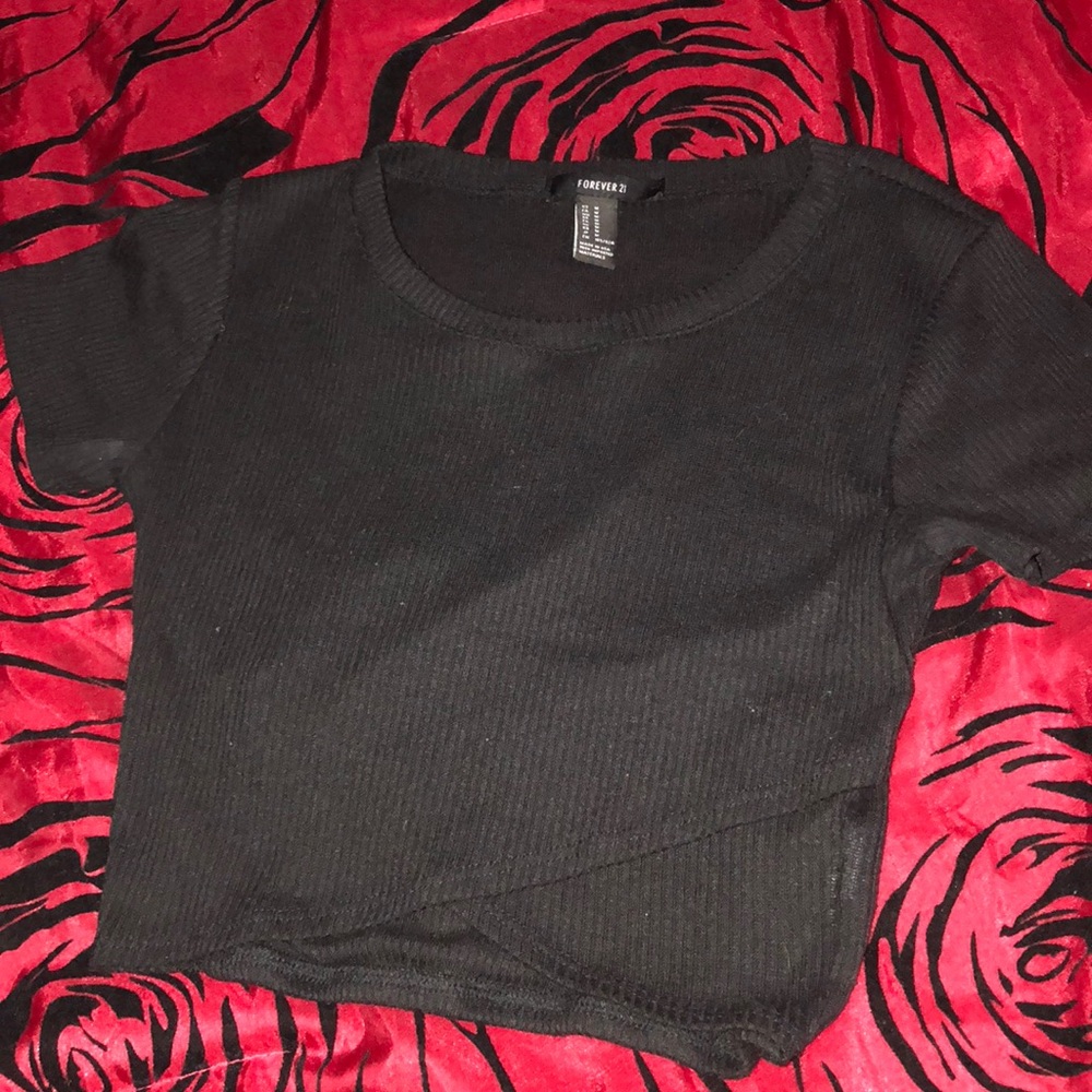 Black crop top